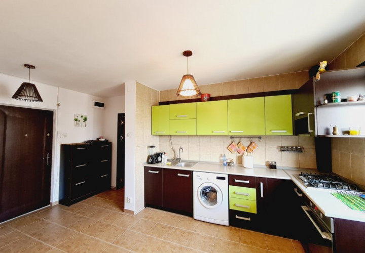 Mall Vitan - 3 camere mobilat, utilat + loc de parcare