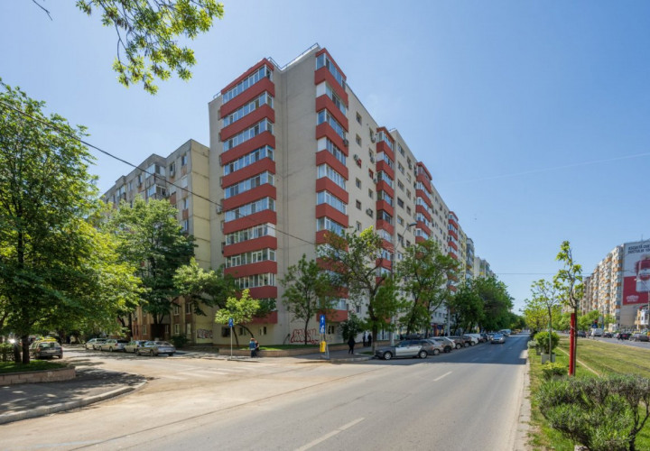 PIATA RAHOVA - STRADA VICINA, 3 CAMERE 70 MP, ETAJ 1! 