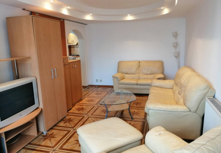 Inchiriere apartament 3 camere, zona Metrou Tineretului