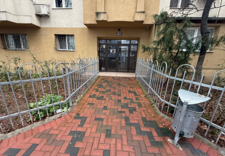 Apartament 3 camere, Nerva Traian, plan secund