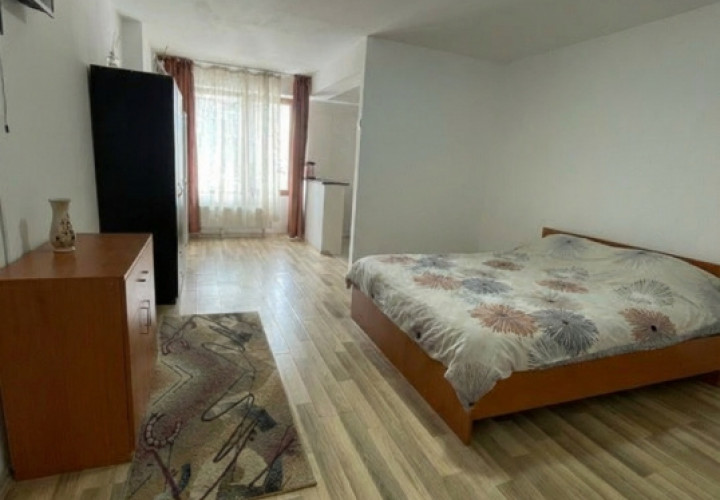 Auchan-Vitan Garsoniera 30 mp,mobilata si utilata,etaj 8,comision 0%