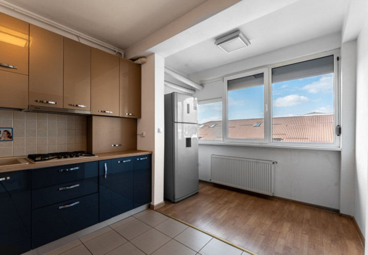 Apartament cu 3 camere | 79,1mp suprafață totală | Dr. Fermei | Loc de parcare 