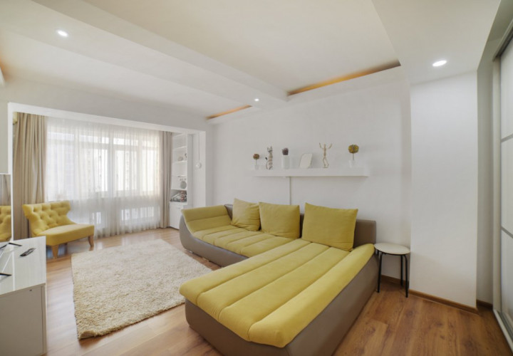 2 Camere*Calea Vitan*Decomandat*Renovat* Centrala individuala