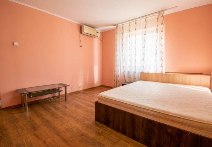 Apartament cu 2 camere,bloc reabilitat,etaj 1, 38 mp,Piata Resita,0%comision